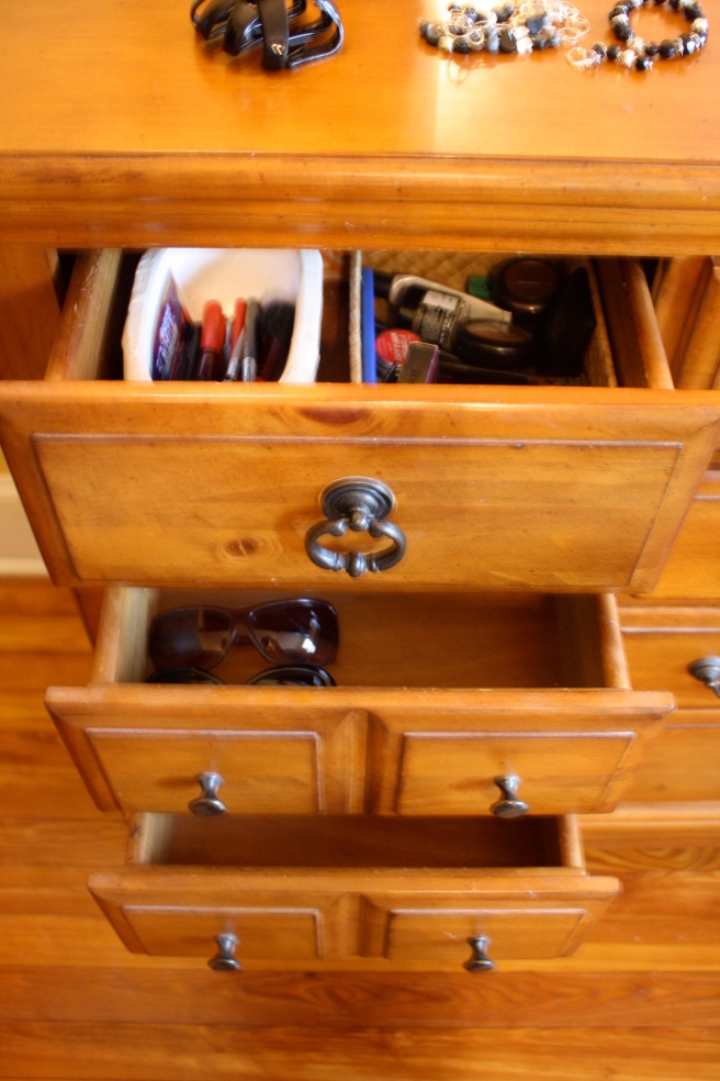 That bottom drawer is empty! Yee haw! Now I need to go buy stuff to put in it! Just Kidding!